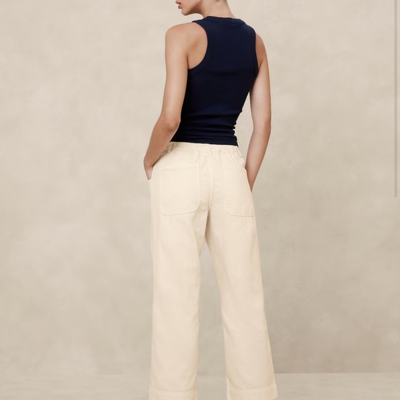 New with tags, wide leg pleaded pants from BRF with elastic waist. - Picture 5 of 7